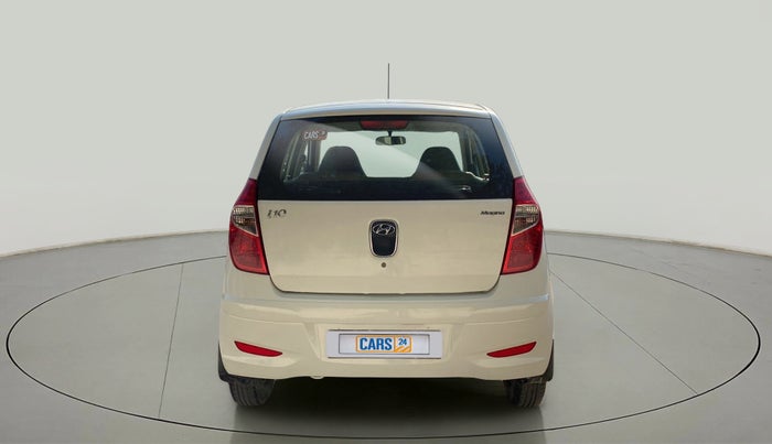 2016 Hyundai i10 MAGNA 1.1, CNG, Manual, 1,14,305 km, Back/Rear