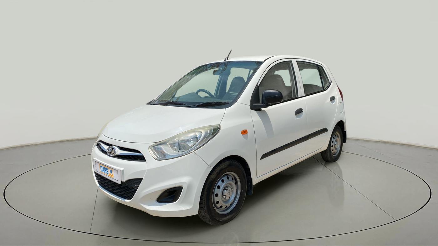 2015 Hyundai i10 MAGNA 1.1, Petrol, Manual, 45,144 km, Left Front Diagonal