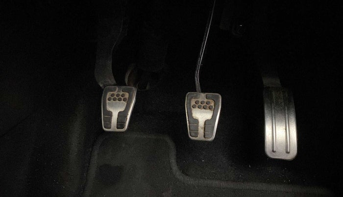 2018 Ford Ecosport TITANIUM 1.5L SIGNATURE EDITION (SUNROOF) PETROL, Petrol, Manual, 25,977 km, Pedals