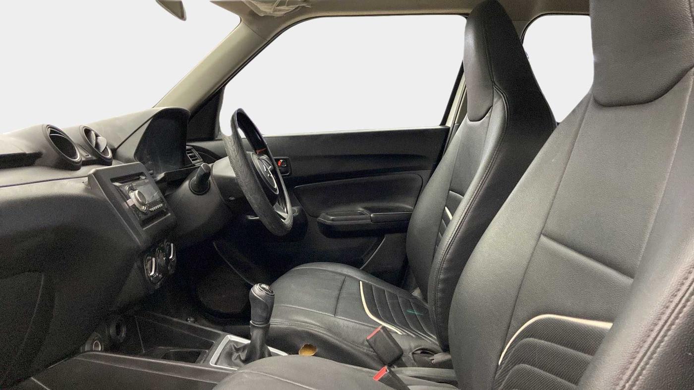 2018 Maruti Swift LXI, Petrol, Manual, 48,777 km, Right Side Front Door Cabin