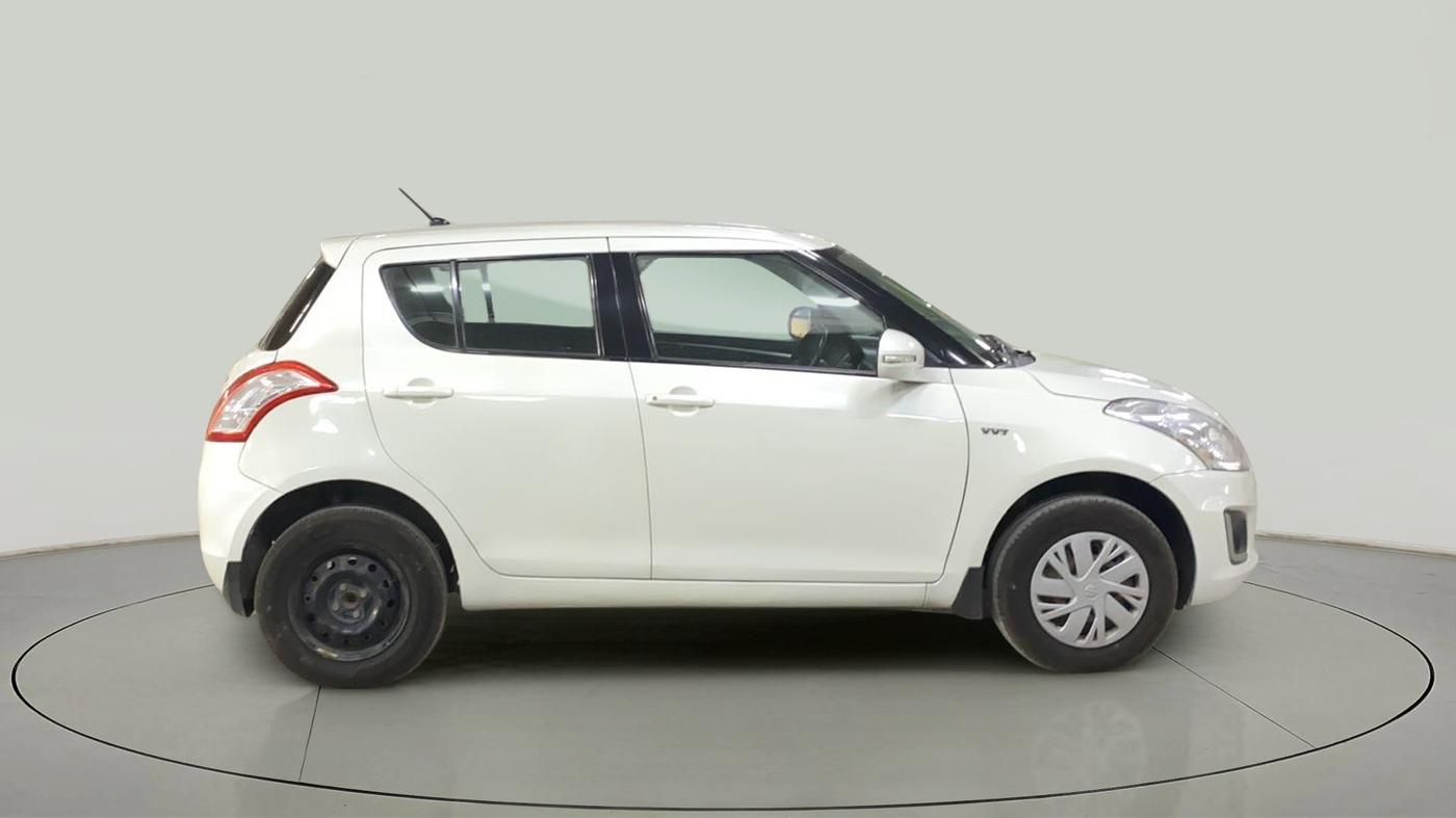 2016 Maruti Swift VXI, Petrol, Manual, 66,545 km, Right Side View