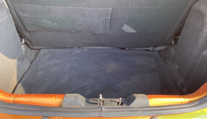 2016 Tata Tiago XZ PETROL, Petrol, Manual, 39,182 km, Boot Inside