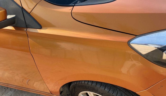 2016 Tata Tiago XZ PETROL, Petrol, Manual, 39,182 km, Right fender - Minor scratches