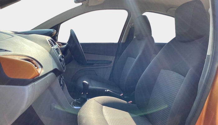 2016 Tata Tiago XZ PETROL, Petrol, Manual, 39,182 km, Right Side Front Door Cabin