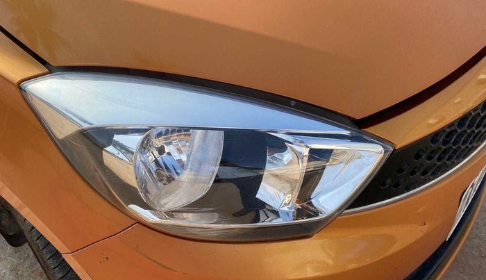2016 Tata Tiago XZ PETROL, Petrol, Manual, 39,182 km, Right headlight - Minor scratches