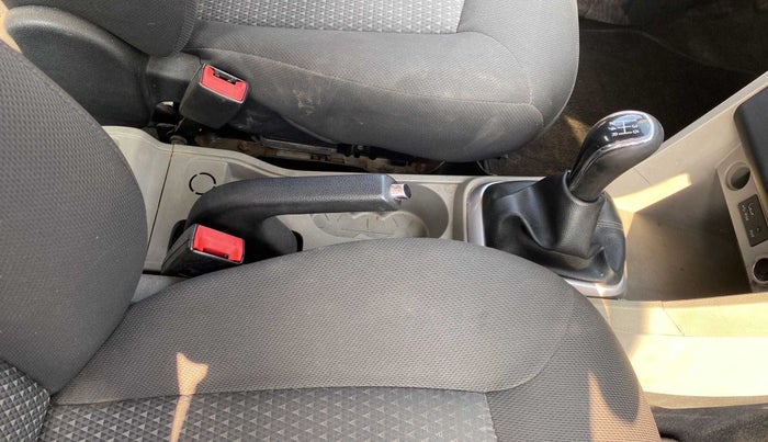 2016 Tata Tiago XZ PETROL, Petrol, Manual, 39,182 km, Gear Lever