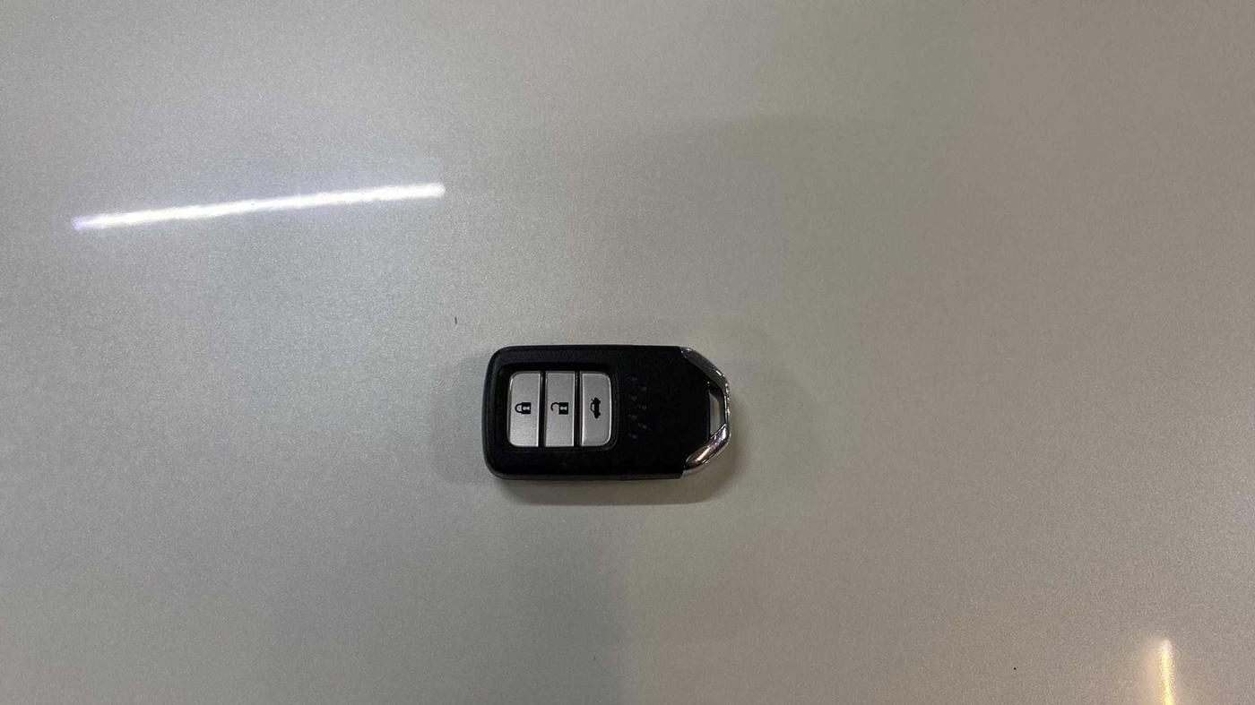 2018 Honda City 1.5L I-VTEC ZX CVT, Petrol, Automatic, 1,00,483 km, Key Close Up