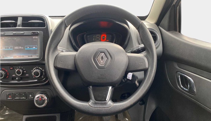 2018 Renault Kwid RXT 1.0 AMT, Petrol, Automatic, 56,012 km, Steering Wheel Close Up