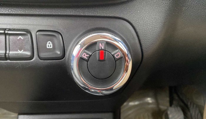 2018 Renault Kwid RXT 1.0 AMT, Petrol, Automatic, 56,012 km, Gear Lever