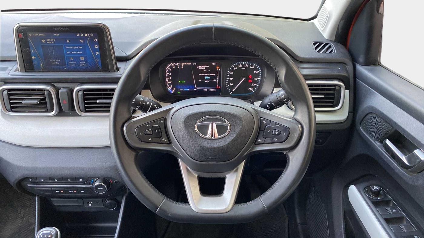 2023 Tata PUNCH CREATIVE  MT, Petrol, Manual, 4,148 km, Steering Wheel Close Up
