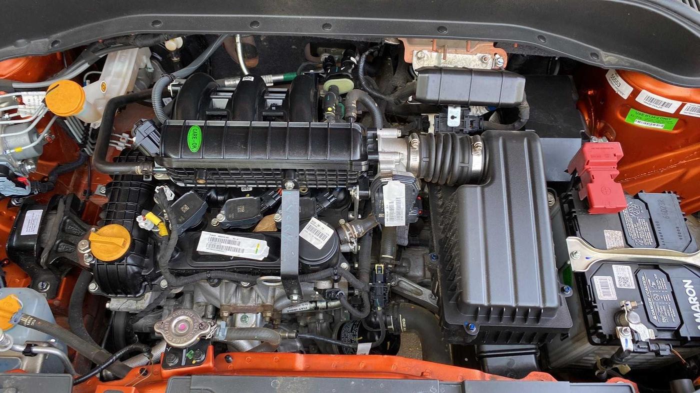 2023 Tata PUNCH CREATIVE  MT, Petrol, Manual, 4,148 km, Open Bonet