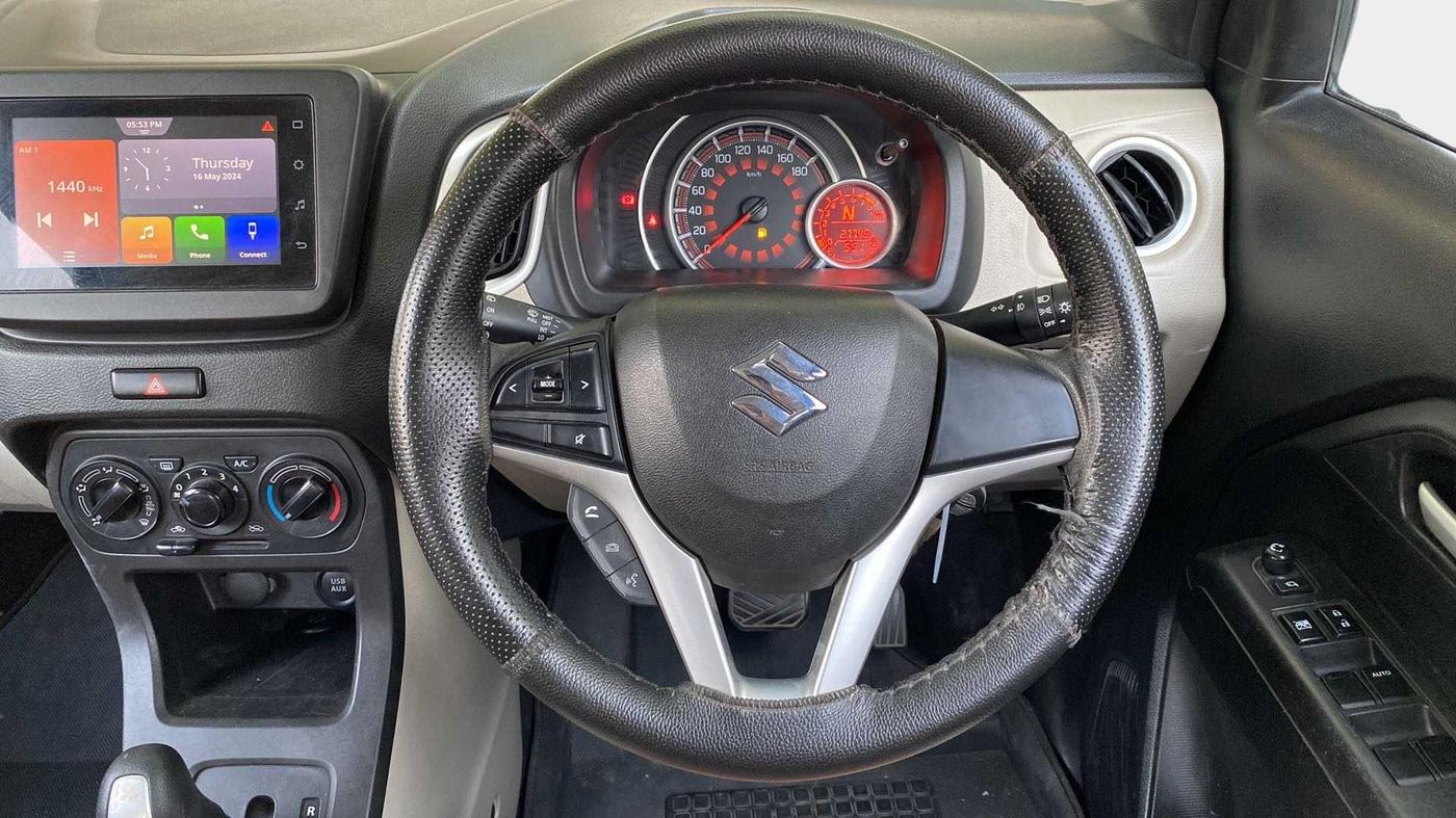 2019 Maruti New Wagon-R VXI 1.2 AMT, Petrol, Automatic, 27,812 km, Steering Wheel Close Up