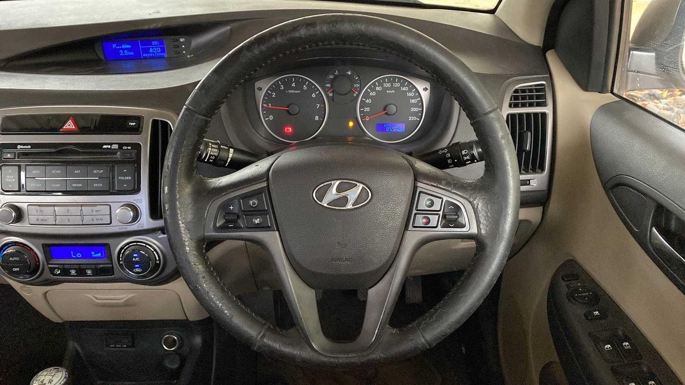 2012 Hyundai i20 SPORTZ 1.2, Petrol, Manual, 85,725 km, Steering Wheel Close Up