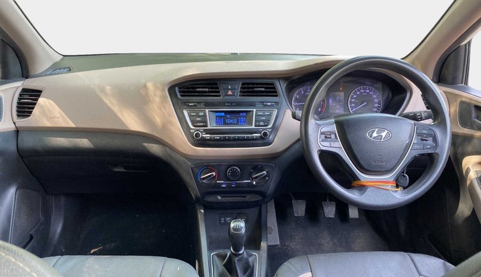 2016 Hyundai Elite i20 MAGNA 1.2, Petrol, Manual, 98,223 km, Dashboard