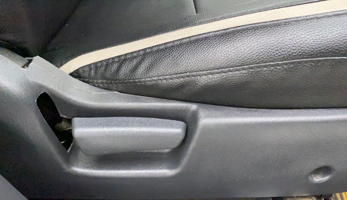2018 Maruti Alto K10 VXI (O) AMT, Petrol, Automatic, 20,547 km, Driver Side Adjustment Panel