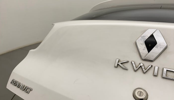 2022 Renault Kwid RXT 1.0, Petrol, Manual, 7,960 km, Dicky (Boot door) - Slightly dented