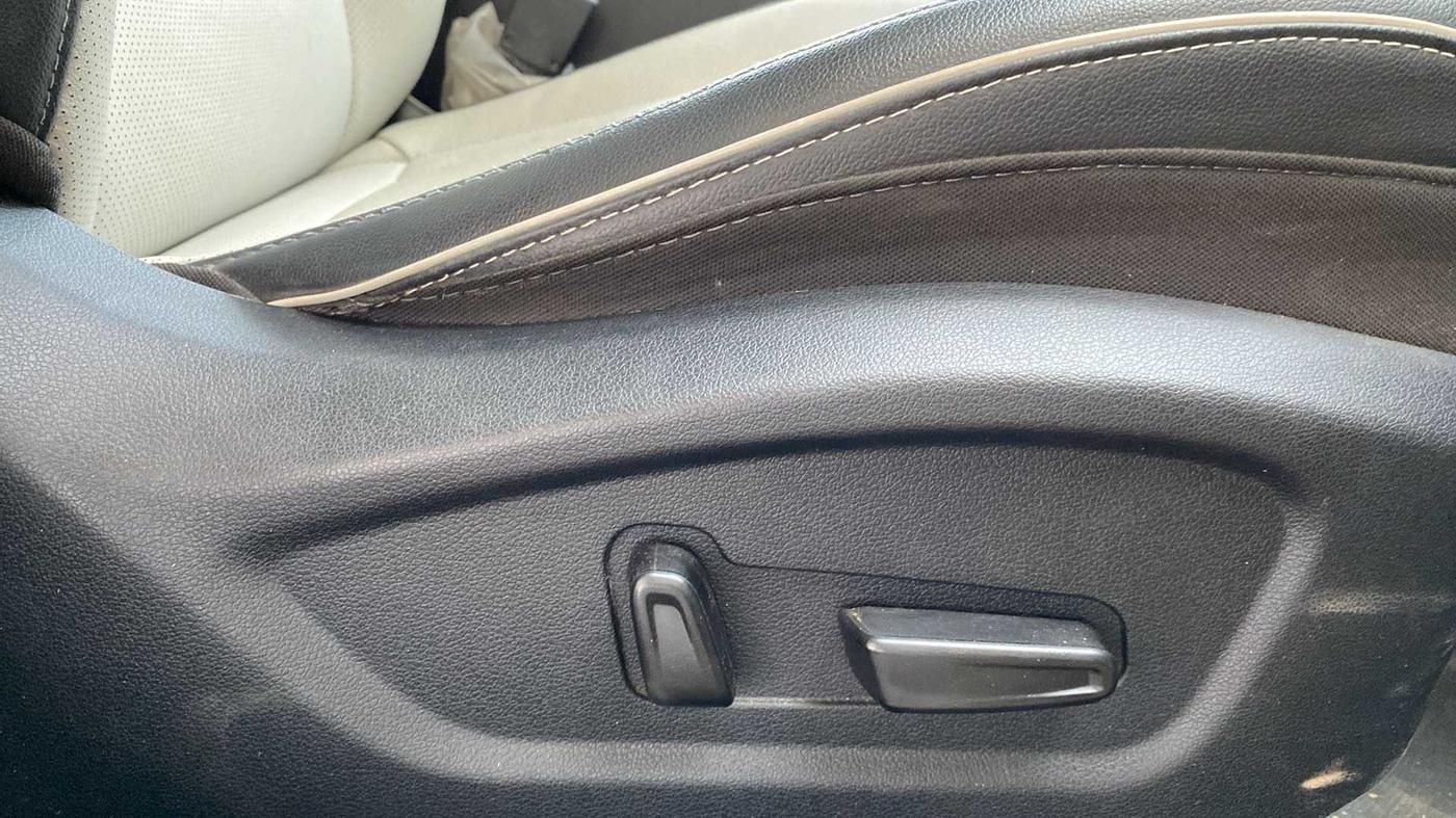 2021 Hyundai Creta SX (O) AT 1.5 DIESEL, Diesel, Automatic, 51,078 km, Driver Side Adjustment Panel