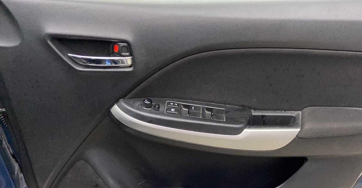 2017 Maruti Baleno DELTA PETROL 1.2, Petrol, Manual, 41,914 km, Driver Side Door Panels Control