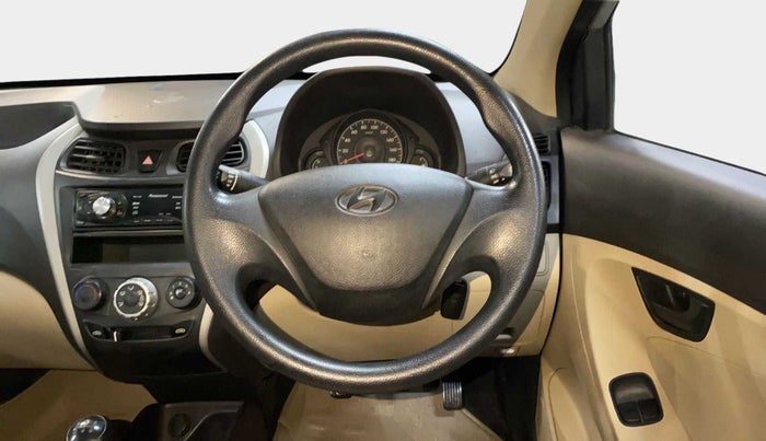 2016 Hyundai Eon ERA +, Petrol, Manual, 43,720 km, Steering Wheel Close Up