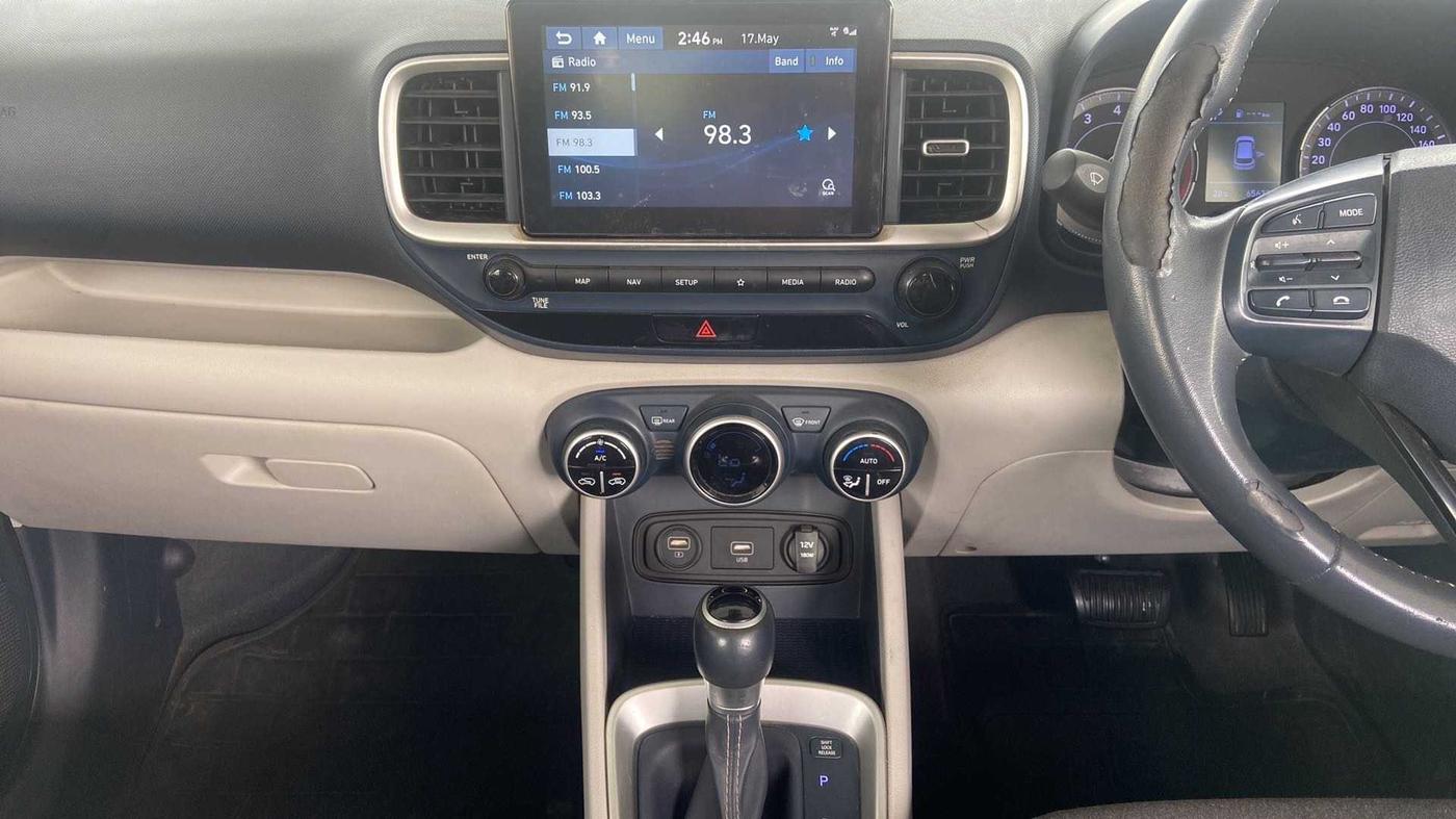 2019 Hyundai VENUE SX PLUS 1.0 TURBO DCT DUAL TONE, Petrol, Automatic, 65,751 km, Air Conditioner
