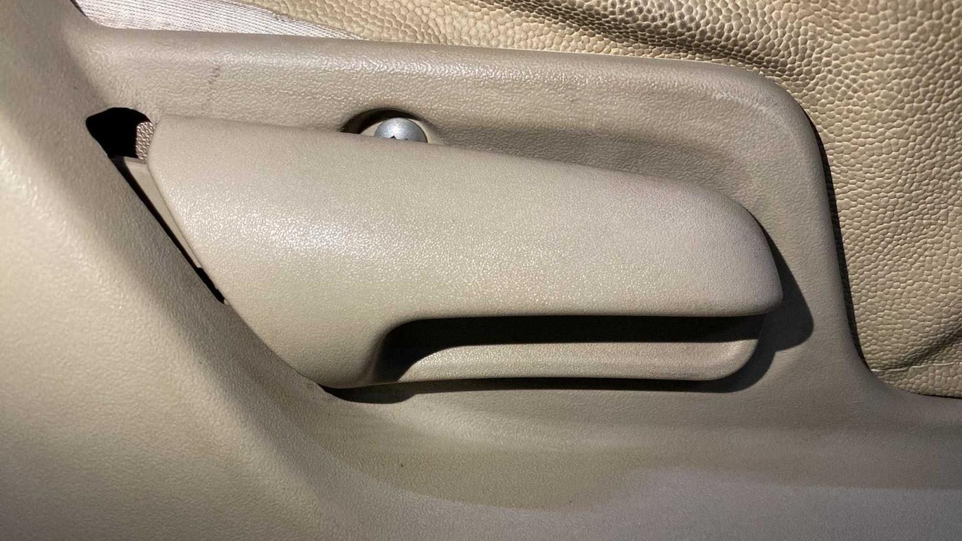 2014 Maruti Swift Dzire VDI, CNG, Manual, 42,311 km, Driver Side Adjustment Panel