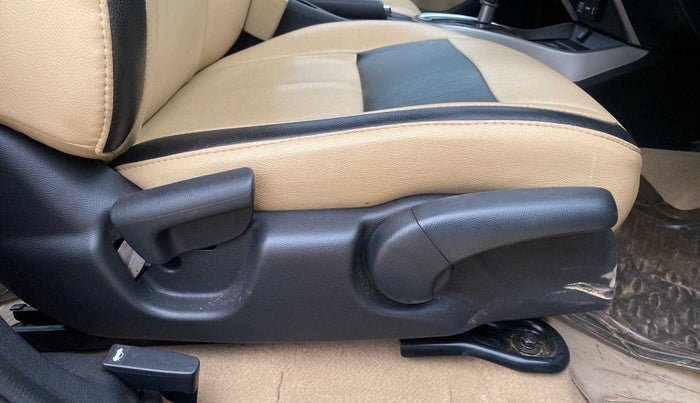 2019 Honda City 1.5L I-VTEC VX CVT, Petrol, Automatic, 34,455 km, Driver Side Adjustment Panel