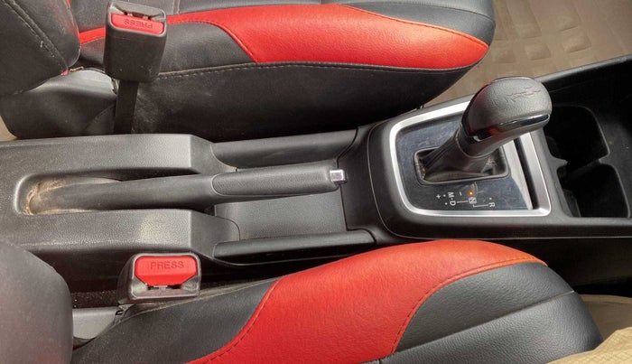 2018 Maruti Swift ZXI AMT, Petrol, Automatic, 29,886 km, Gear Lever