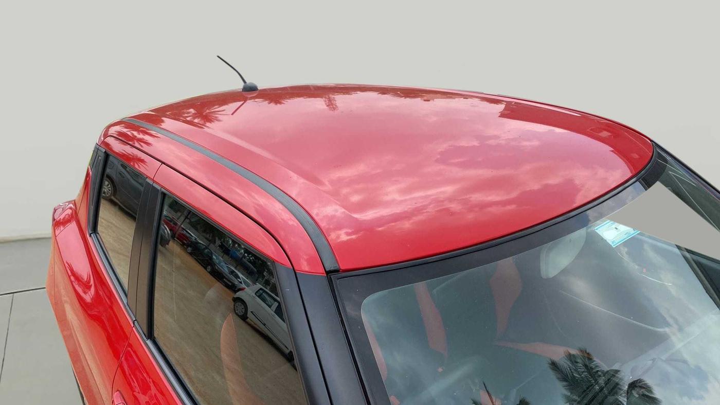 2018 Maruti Swift ZXI AMT, Petrol, Automatic, 29,886 km, Roof