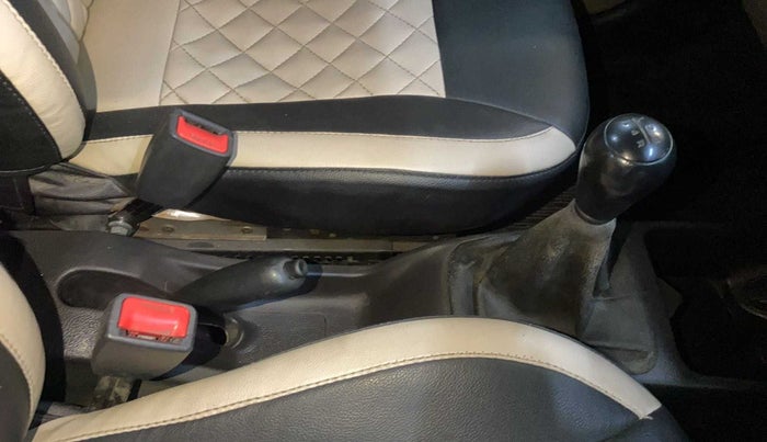 2013 Hyundai Eon MAGNA +, Petrol, Manual, 82,177 km, Gear Lever