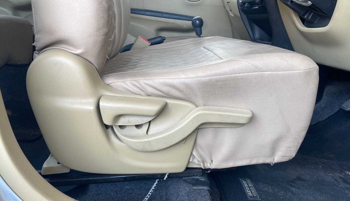2017 Honda Amaze 1.2L I-VTEC S, Petrol, Manual, 78,868 km, Driver Side Adjustment Panel