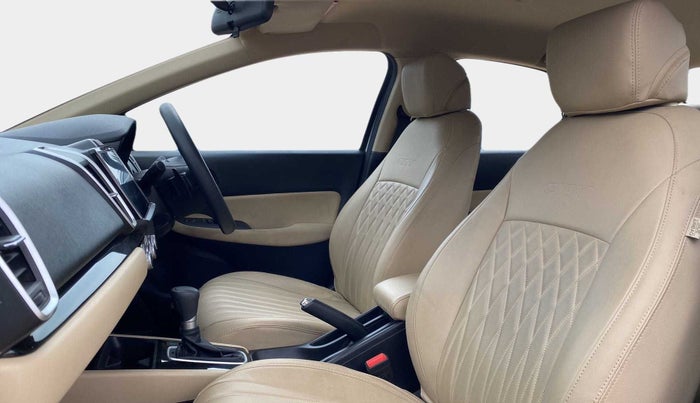 2022 Honda City 1.5L I-VTE V CVT, Petrol, Automatic, 17,703 km, Right Side Front Door Cabin