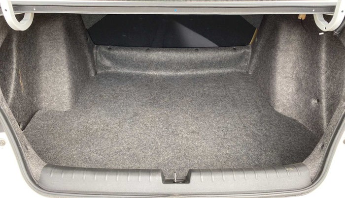 2022 Honda City 1.5L I-VTE V CVT, Petrol, Automatic, 17,703 km, Boot Inside