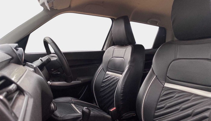 2019 Maruti Swift ZXI, Petrol, Manual, 32,730 km, Right Side Front Door Cabin