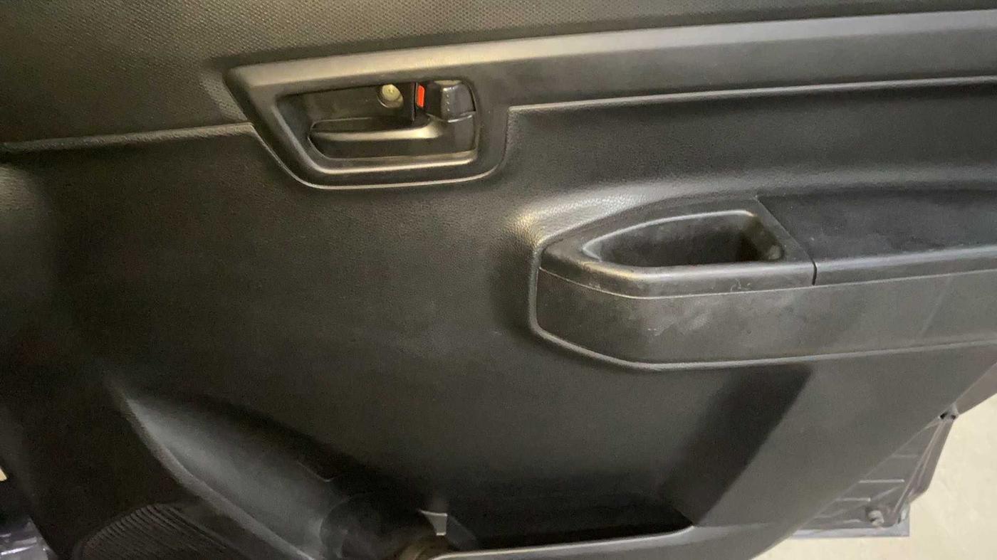 2020 Maruti S PRESSO VXI PLUS AMT, Petrol, Automatic, 28,354 km, Driver Side Door Panels Control