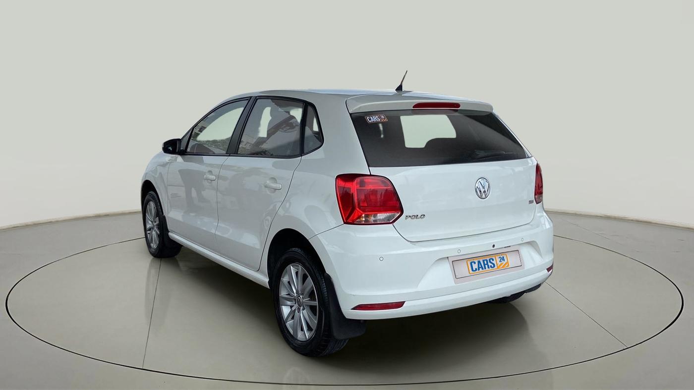 2016 Volkswagen Polo HIGHLINE1.5L, Diesel, Manual, 71,000 km, Left Back Diagonal
