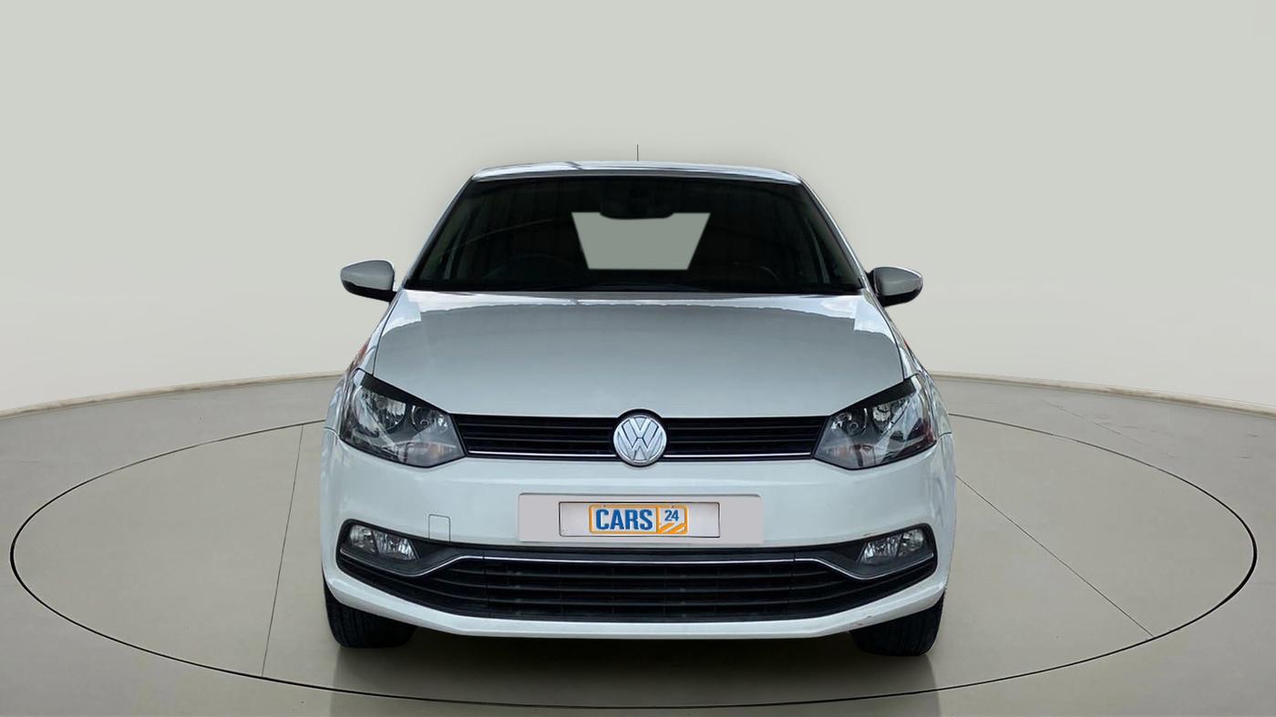 2016 Volkswagen Polo HIGHLINE1.5L, Diesel, Manual, 71,000 km, Front