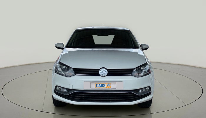 2016 Volkswagen Polo HIGHLINE1.5L, Diesel, Manual, 71,000 km, Front