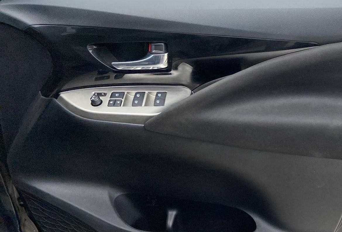 2022 Toyota Innova Crysta 2.7 VX 7 STR, Petrol, Manual, 6,489 km, Driver Side Door Panels Control