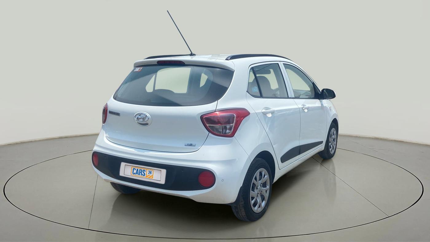 2019 Hyundai Grand i10 MAGNA 1.2 KAPPA VTVT, Petrol, Manual, 9,968 km, Right Back Diagonal