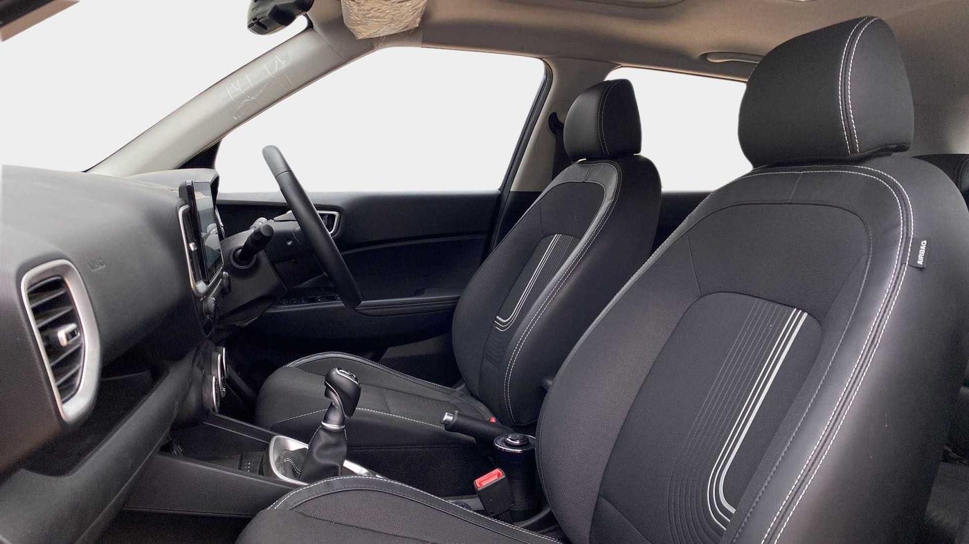 2022 Hyundai VENUE SX (O) 1.5 CRDI, Diesel, Manual, 14,280 km, Right Side Front Door Cabin