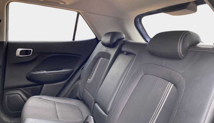 2022 Hyundai VENUE SX (O) 1.5 CRDI, Diesel, Manual, 14,280 km, Right Side Rear Door Cabin
