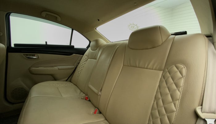 2018 Maruti Ciaz DELTA 1.4 VVT AT, Petrol, Automatic, 87,351 km, Right Side Rear Door Cabin