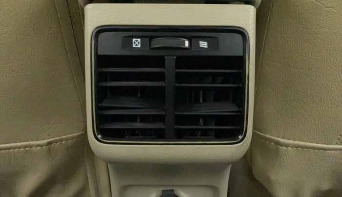 2018 Maruti Ciaz DELTA 1.4 VVT AT, Petrol, Automatic, 87,351 km, Rear AC Vents