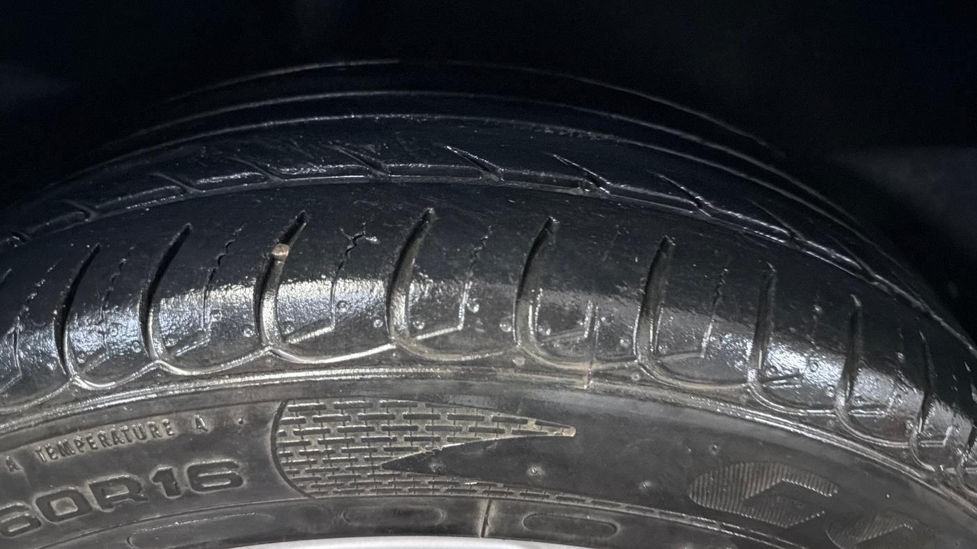 2019 Ford Ecosport TITANIUM + 1.5L PETROL AT, Petrol, Automatic, 43,554 km, Right Rear Tyre Tread