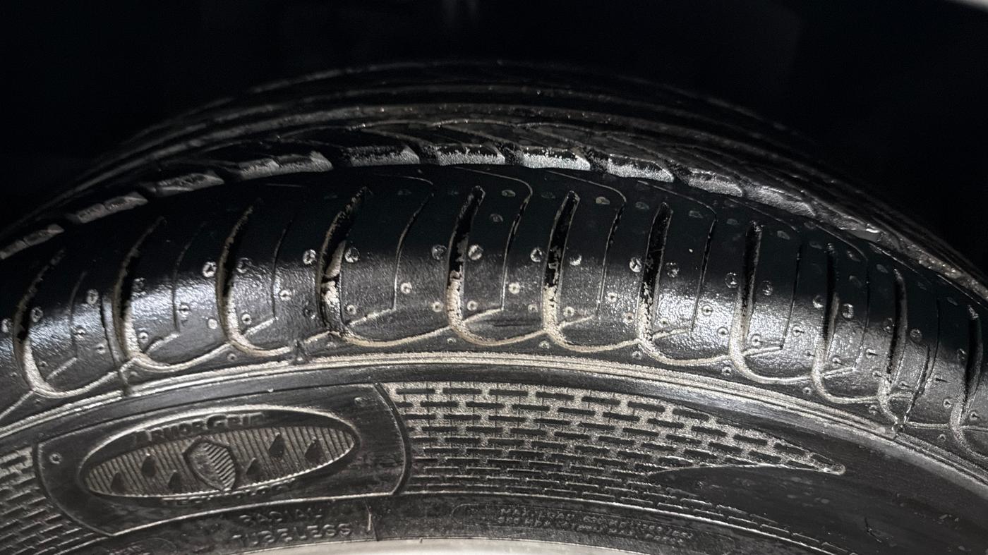 2019 Ford Ecosport TITANIUM + 1.5L PETROL AT, Petrol, Automatic, 43,554 km, Right Front Tyre Tread