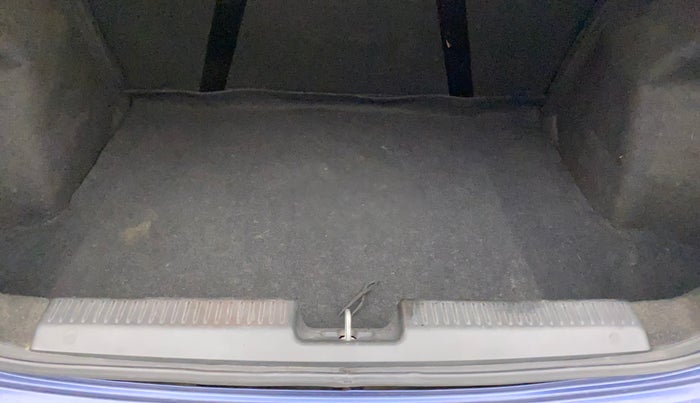 2017 Maruti Dzire ZDI PLUS AMT, Diesel, Automatic, 68,204 km, Boot Inside