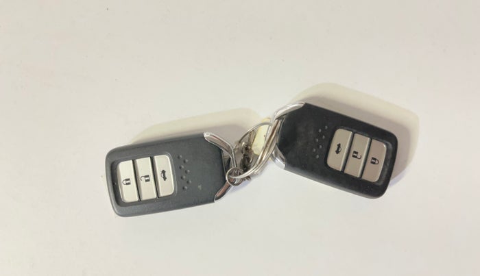 2018 Honda City 1.5L I-VTEC V MT, Petrol, Manual, 25,484 km, Key Close Up