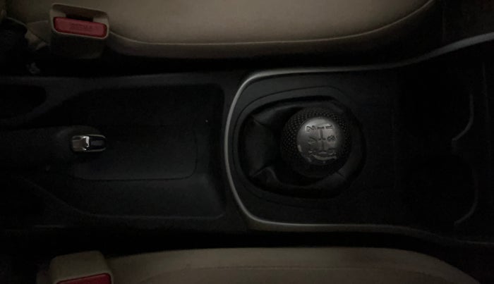 2018 Honda City 1.5L I-VTEC V MT, Petrol, Manual, 25,484 km, Gear Lever