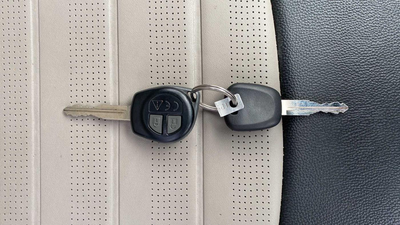 2023 Maruti Alto K10 VXI PLUS, Petrol, Manual, 5,673 km, Key Close Up