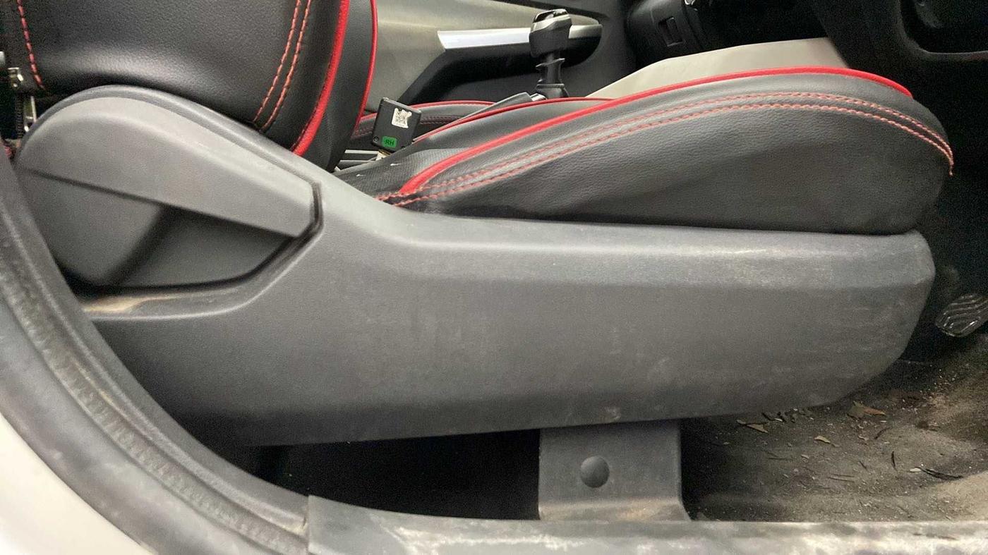 2021 Nissan MAGNITE XE, Petrol, Manual, 31,425 km, Driver Side Adjustment Panel